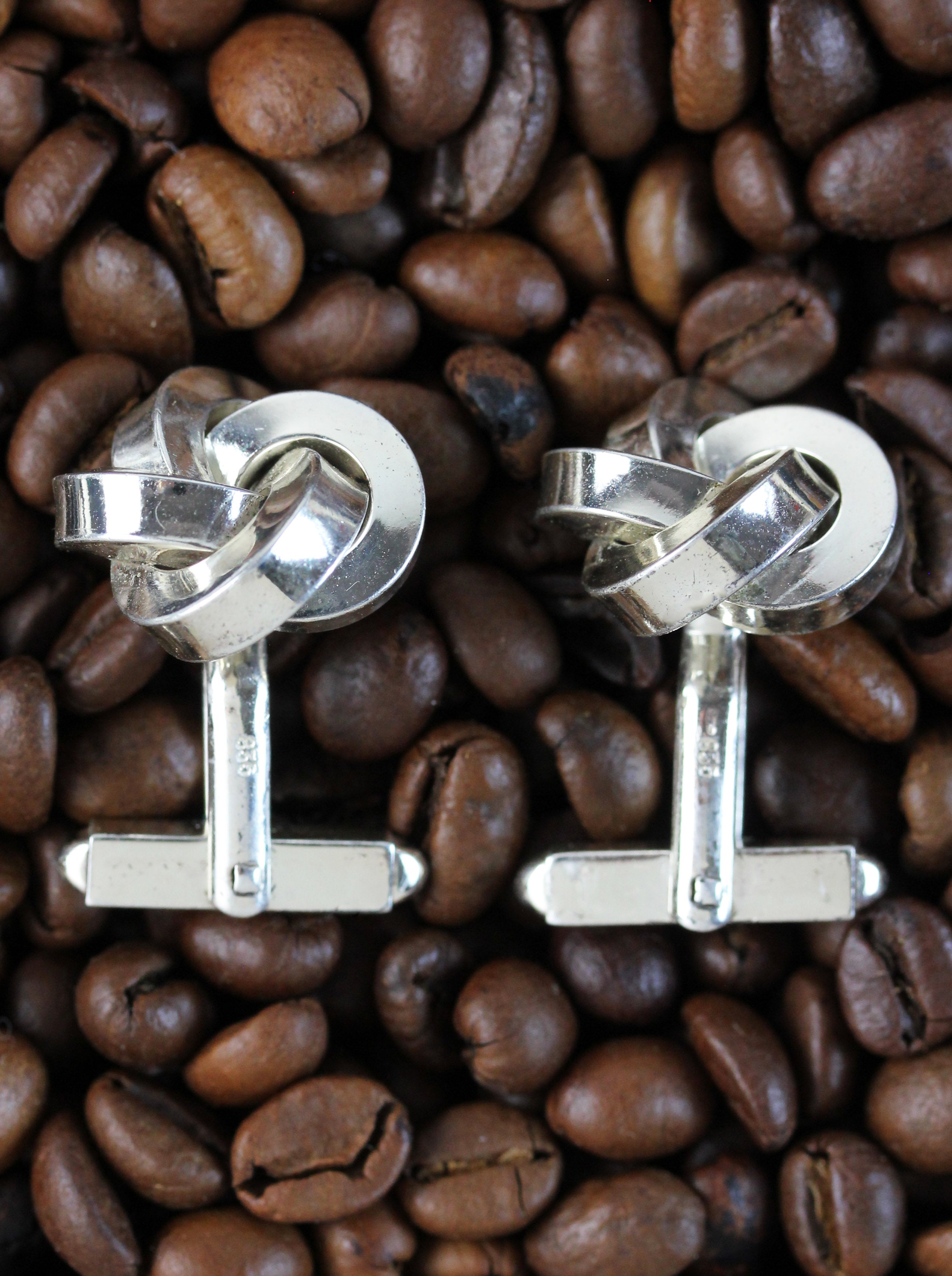 Very solid made silver knot cufflinks