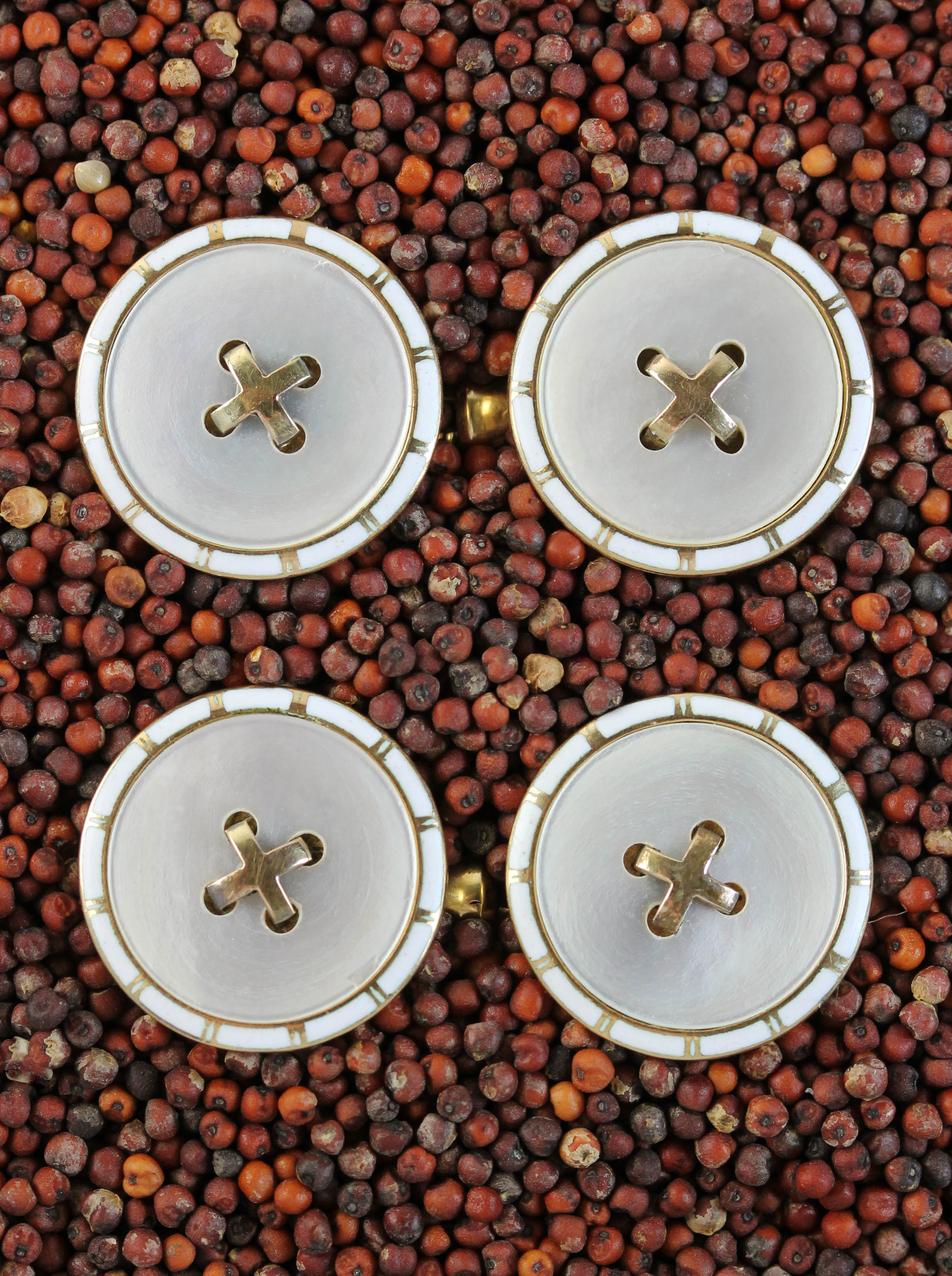 Fine vintage gold Cufflinks with mother of pearl