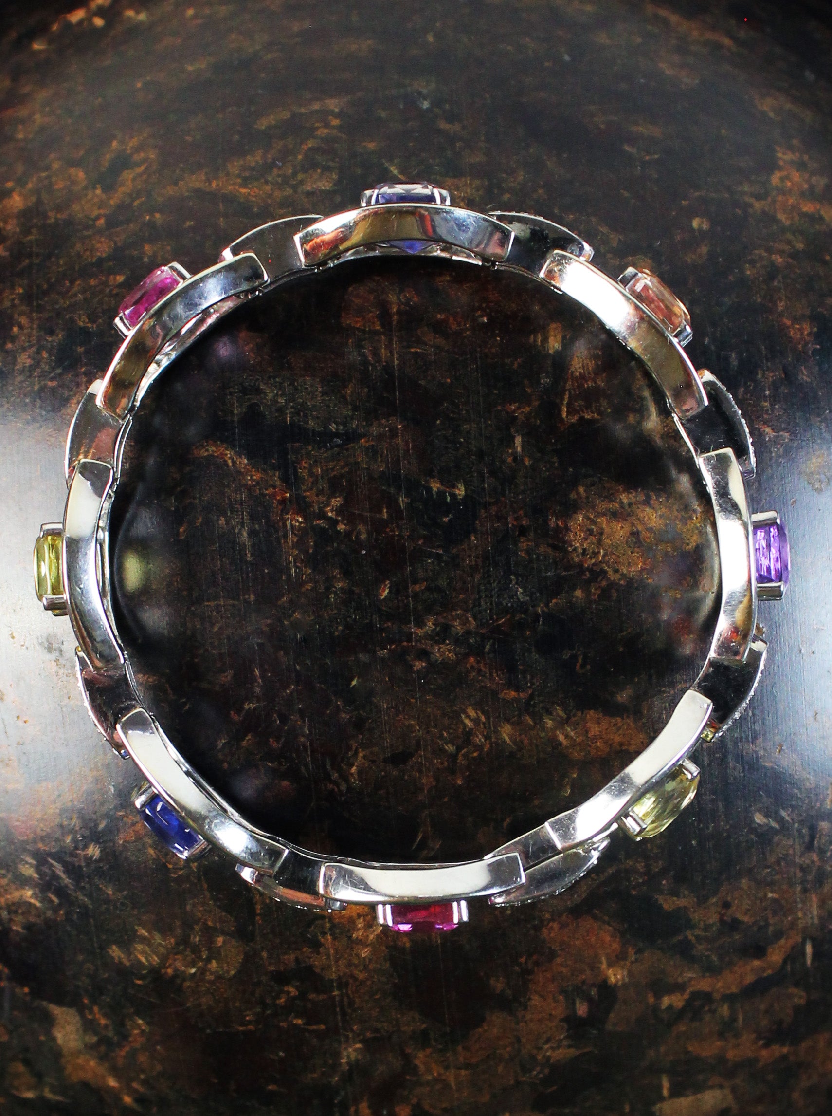Fine colorful white gold bracelet with untreated sapphires & diamonds