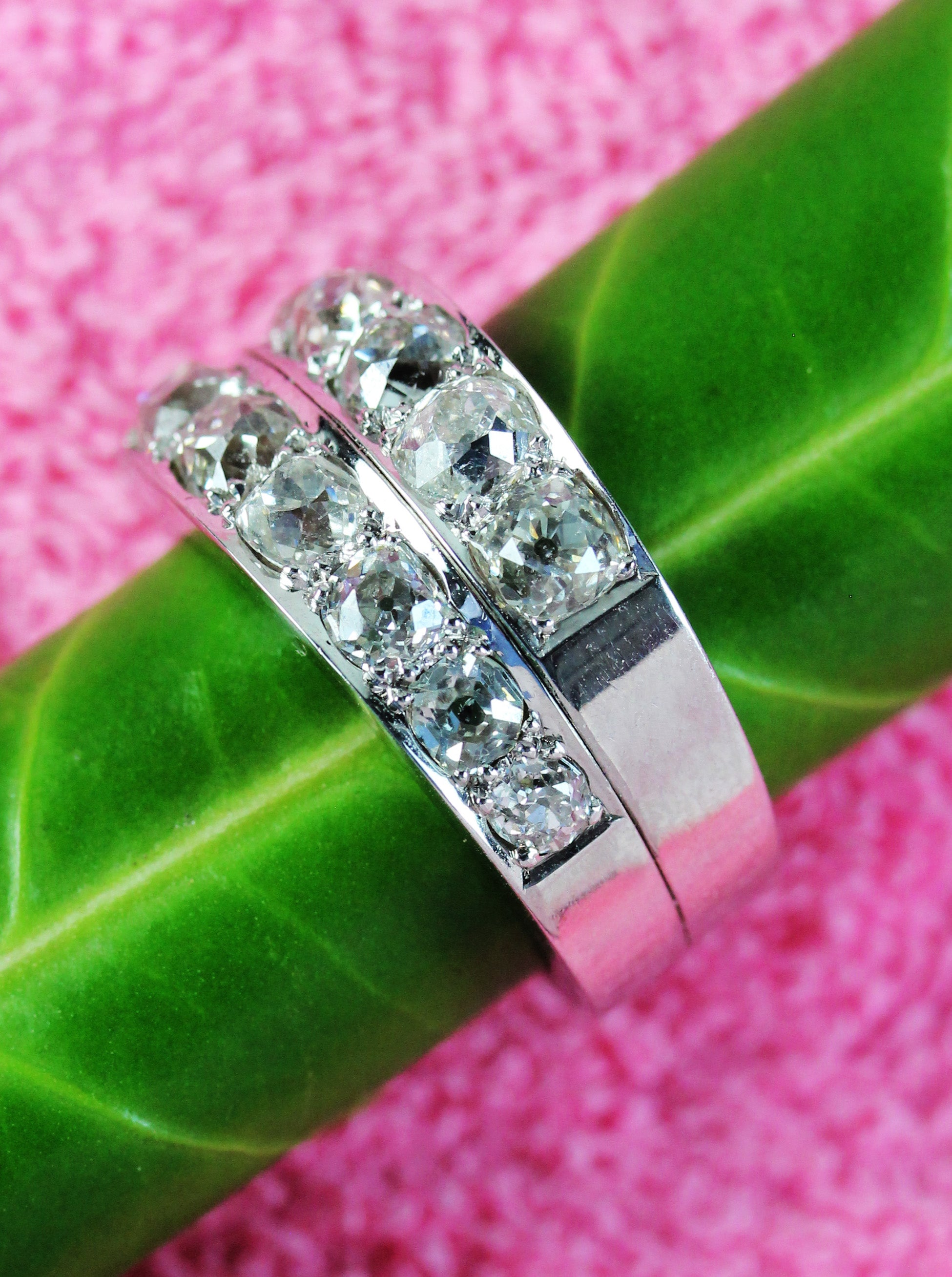 Heavy white gold ring  with 14 diamonds