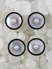 Pair of classic cufflinks in gold with pearls & black enamel