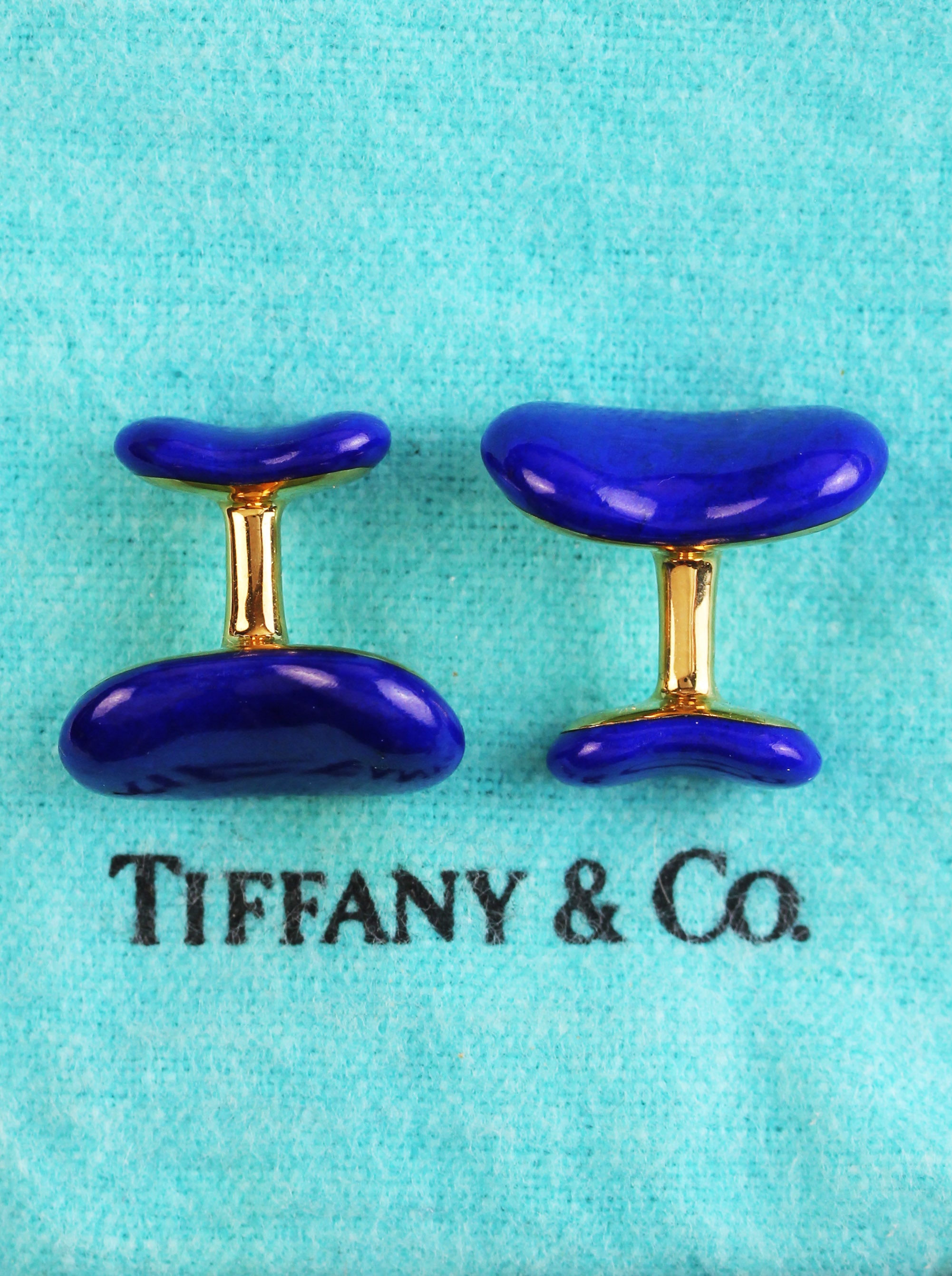 Bean design cufflinks in gold with lapis lazuli made by Elsa Peretti for TIFFANY & Co.
